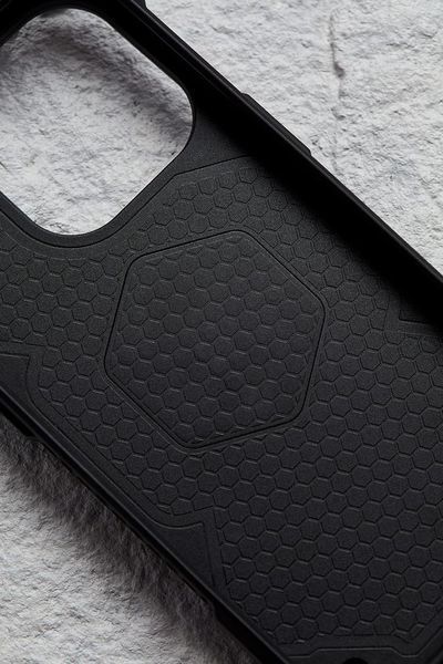Чохол UAG Monarch Pro Kevlar MagSafe Black для iPhone 14 Pro 2819523719 фото