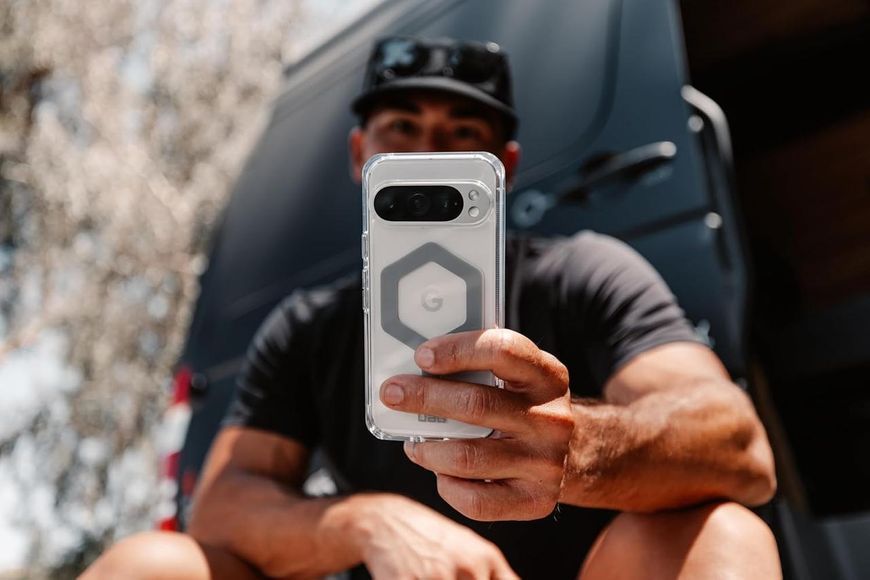 Противоударный чехол UAG Plyo Pro Ice Silver Magnetic Series Pixel 9 | 9 Pro 2831084241 фото