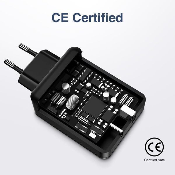 Зарядное устройство ESR PD Charger 30W USB-C + USB Black с Type-C - Lightning кабелем MFI 1817627900 фото