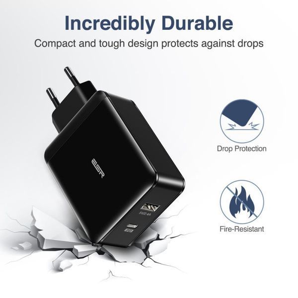 Зарядное устройство ESR PD Charger 30W USB-C + USB Black с Type-C - Lightning кабелем MFI 1817627900 фото