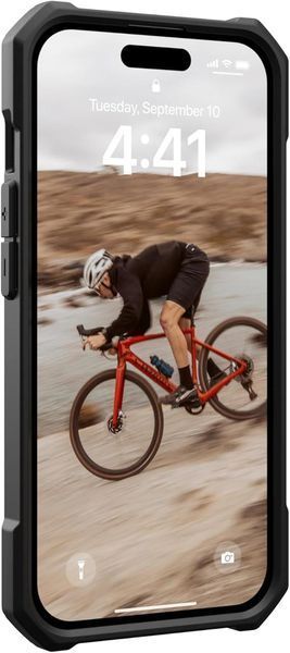 Чохол UAG Essential Armor MagSafe Black для iPhone 15 2616962521 фото